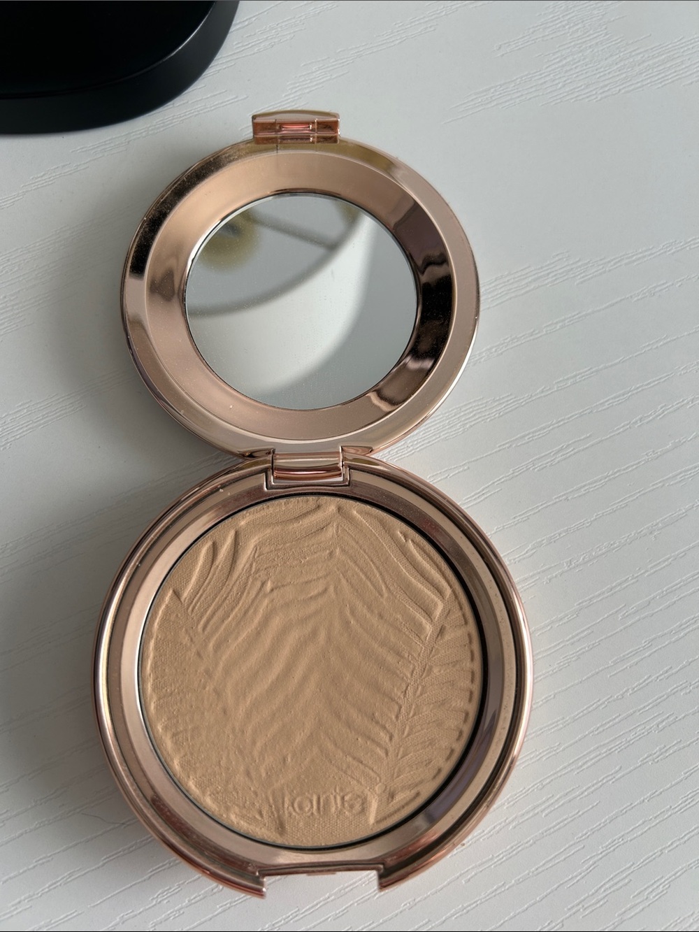 Tarte Pressed Face Powder Compact - light neutral